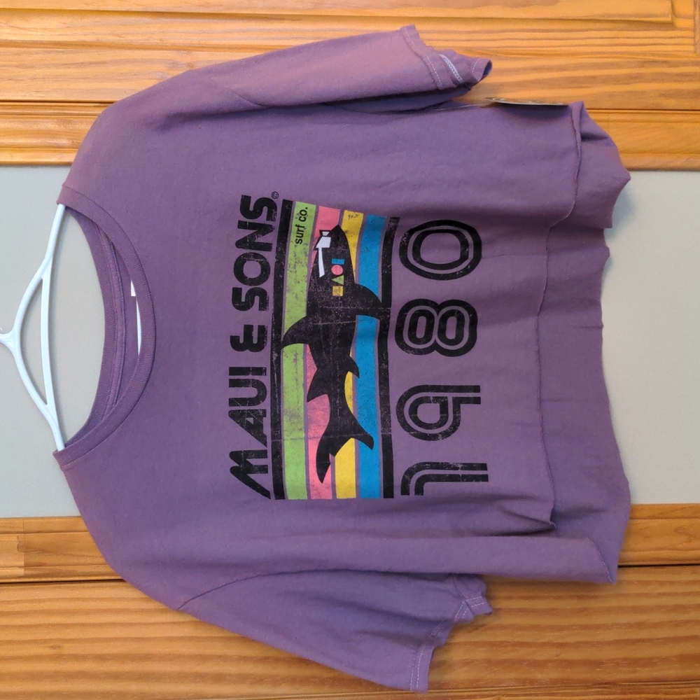 Maui and sons crop shirt